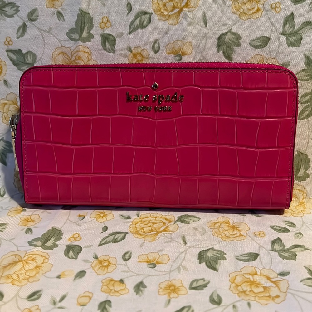 Kate Spade New York Wallet in Pink